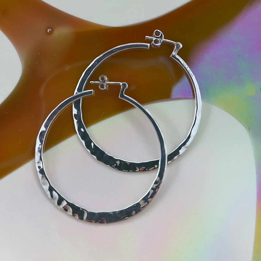 Silpada Sterling Silver 2” hammered shiny hoops earrings STUNNING #P1287